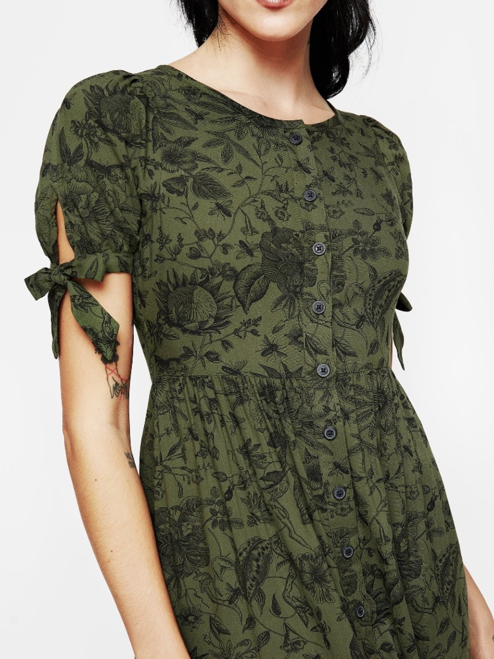 Disturbia Meadowflowers Floral Print Button Up Tiered Midaxi Midi Dress - US 10